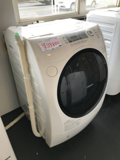 TOSHIBA  ドラム式洗濯機(9Kg) 右開きタイプ　2014年式