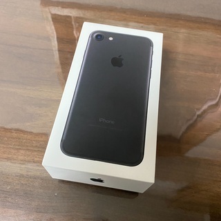 iphone7 32g 超美品　注アリ　早いもの勝ち