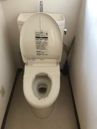 TOTOウォシュレット便器一体型リモコン付 高年式 新品購入されますと 
