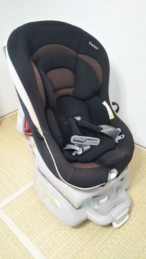 Combi　チャイルドシート　ゼウスターン（新生児OK）