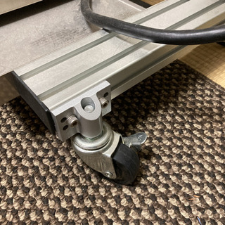 コンベア式インクジェットプリンター新品　破格のお値段です。