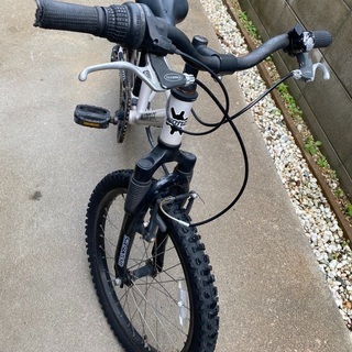 Kona makema コナ　マケナ　20インチ　キッズMTB