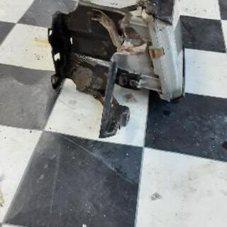 AE86 レビン　左　ヘッドライト