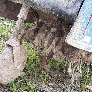 ♬ 貿易業者に販売済・・ヰセキ耕運機 KX750 実動