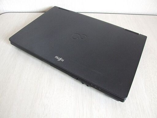 高速SSD240GB搭載 第二世代 Core i5 Fujitsu LIFEBOOK A561/CX ノート 