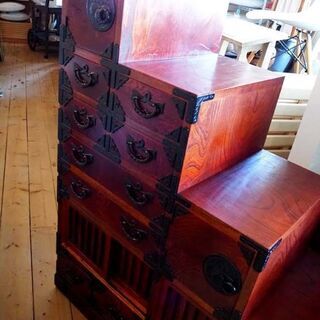 苫小牧発◆岩谷堂箪笥☆欅☆階段箪笥☆伝統工芸☆漆塗り◆