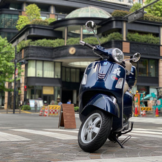 タンデムしたい方必見！低走行距離ベスパgts250ie  ベスパ純正メット2個セット付き
