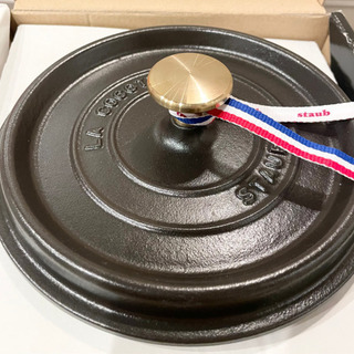 ココットラウンド　18cm ブラック　40509-485