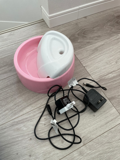 ルスモ ペットフード オートフィーダ オレンジ ピュアクリスタル クリアフロー 犬用 Honamu To 魚住の家具の中古あげます 譲ります ジモティーで不用品の処分