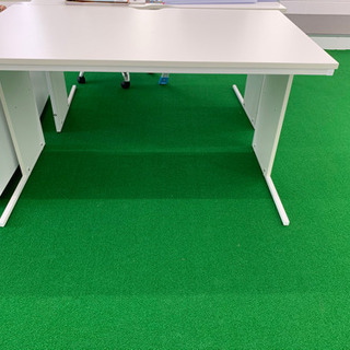 ★机と椅子 オフィスに！テレワークに！事務所に！ 2セット  引き取って下さい！！ ☆机と椅子 オフィスに！テレワークに！事務所に！ 2セット 引き取って