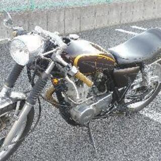 ヤマハ　SR400　近県近場配送無料