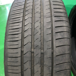 245/35R20 夏タイヤ