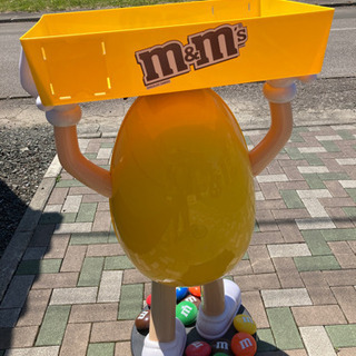 M＆Ms　店頭　ディスプレイ