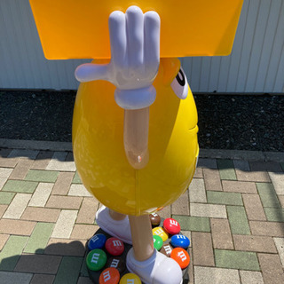 M＆Ms　店頭　ディスプレイ