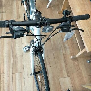 受渡完了 新車❱人気のクロスバイク入荷しました。