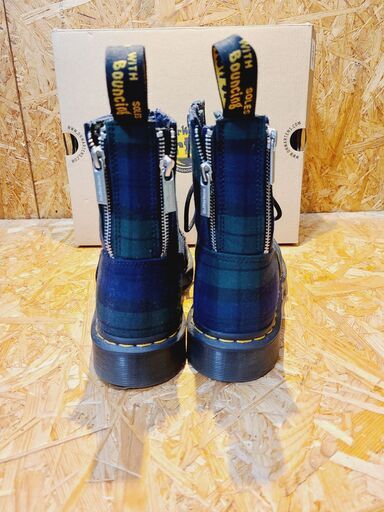 愛品館市原店】 ドクターマーチン 1460 ジップ タータンチェック