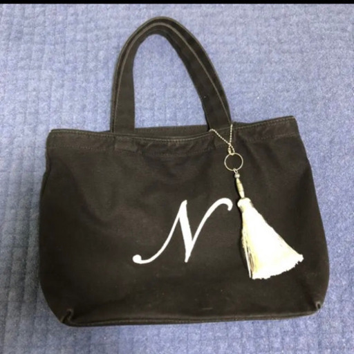ジュエルナローズイニシャルトートバッグ Saya 彦根の靴 バッグの中古あげます 譲ります ジモティーで不用品の処分