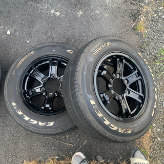 ウッズキラータイヤ付き！
