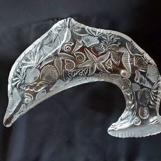 イルカの形をしたガラスの器　プレート　皿　夏向き