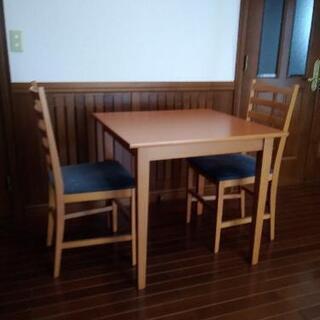 テーブル&椅子2