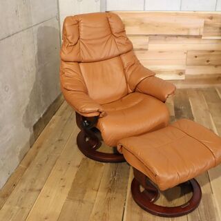 北欧ノルウェーのメーカーEKORNES(エコーネス)社のストレスレスチェアー レノ(M)です！！リビングはもちろんシアタールームなどにおススメの北欧デザインのパーソナルチェアー♪