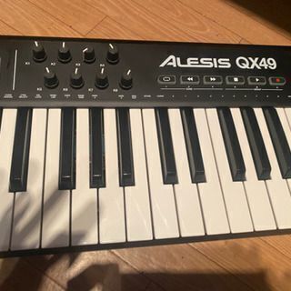 midiキーボード　ALESIS QX49