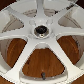 最終値下げ　希少　モデル7  17インチ　７J  4穴　ＰＣＤ114.3　４本