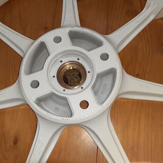 最終値下げ　希少　モデル7  17インチ　７J  4穴　ＰＣＤ114.3　４本