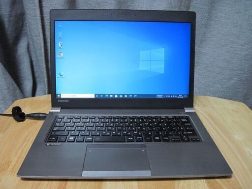 ウルトラモバイル1200g東芝 dynabookR634/HL13.3インチ-i5-4300Ｕ1.90GHzカメラ無し/メモリ8G/SSD128G/キーボード新品交換/傷 有り