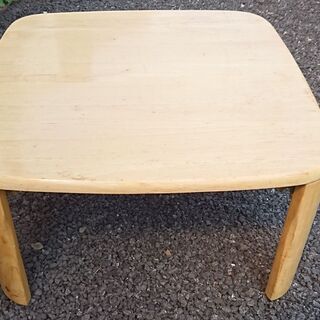 テーブル（天然木　折りたたみ）