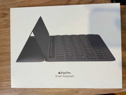 iPad Pro 10.5インチ wi-fi 256GB シルバー (Smart Keyboard付き)