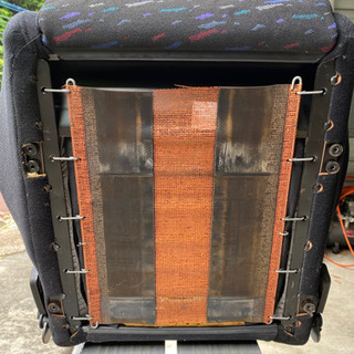 補修ベースに　RECARO SR3？SR2？