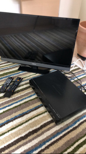 東芝 32型テレビ HDD内蔵ブルーレイレコーダーセット！