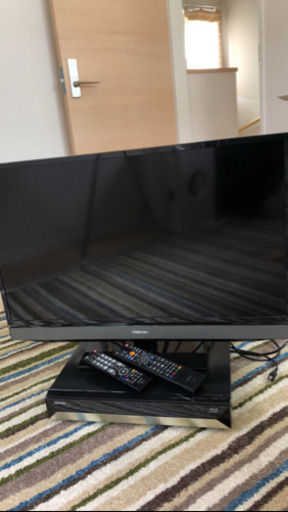 東芝 32型テレビ HDD内蔵ブルーレイレコーダーセット！