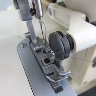 ☆ジューキ☆ロックミシン MO-102S 1本針2本糸 フットコントローラー/自作