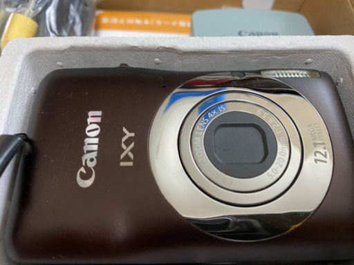 Canon IXY カメラ