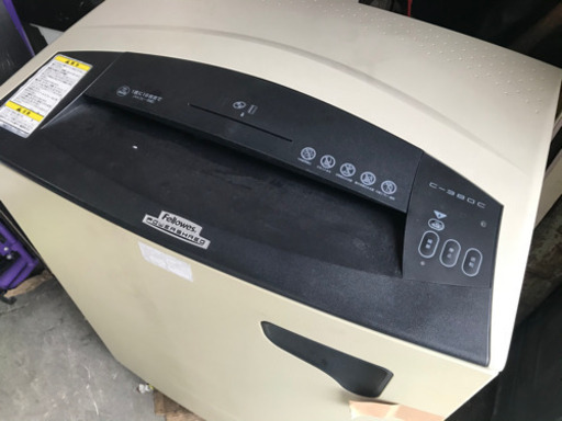 シュレッダー 中古品 通電確認済 オフィスに是非 特価品