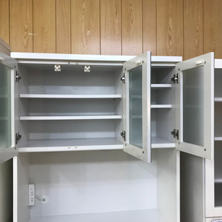 リサイクルサービス八光 田上店 配達・設置OK】ホワイト&ブラウン食器棚