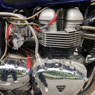 トライアンフ　ボンネビルT100