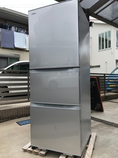 2016年製東芝冷凍冷蔵庫3ドア容量330L。千葉県内配送無料。設置無料。
