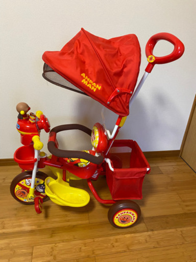 【美品】アンパンマン　三輪車　デラックス