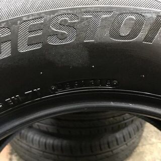 BS BLIZZAK DM-V2 265/65R17 17インチ スタッドレス 4本 2018年製 バリ溝 ランクルプラド ハイラックスサーフ等　(VTD426) クレジットカード QR決済可能 BS BLIZZAK DM-V2 265/65R17 17インチ スタッドレス 4本 2018年製 バリ溝