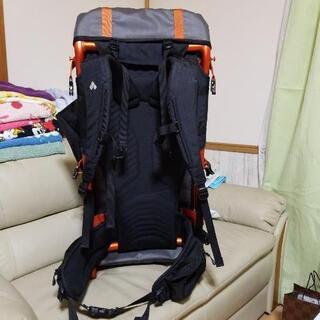 モンベル背負子　キャリア避難リュック登山にも、　