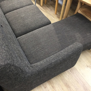 3人掛けソファー(オットマン付)です！【トレファク東大阪店】