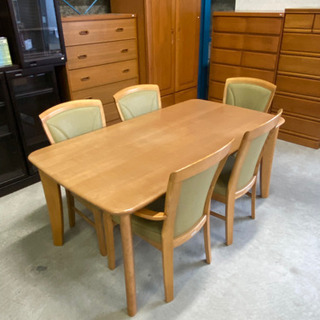 根強い人気!!高級家具 カリモク chitano チターノ ダイニングテーブル+ 