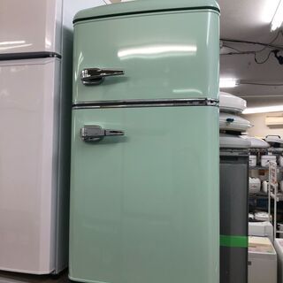 ★中古美品！レトロデザイン冷蔵庫 アイリスオーヤマ PRR-082D-LG 楽天市場】冷蔵庫 レトロデザイン 1ドア 冷凍冷蔵庫 83L PRR