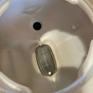 背負動力散布機　丸山