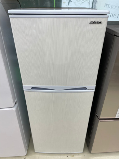 GM569【クリーニング済】アビテラックス　2019年製　138L　ホワイト　当社配達：6か月保証　お持ち帰り：1週間保証白　Haier　単身サイズ　1人暮らし　2人暮らし　冷蔵庫　同棲　カップル　引越し　家電　生活家電　キッチン家電　大容量　大収納　冷蔵庫　野菜室　冷凍庫　リサイクルショップ　ケイラック朝霞田島店　朝霞　志木　和光　新座　入間　富士見　ふじみ野　さいたま市　練馬　板橋　東久留米　三芳　戸田　蕨　所沢　川口　清瀬
