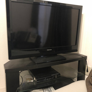 REGZA 32インチTV テレビ台　DVDプレイヤー