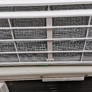 日立エアコン中古クリーニング済み - 家電